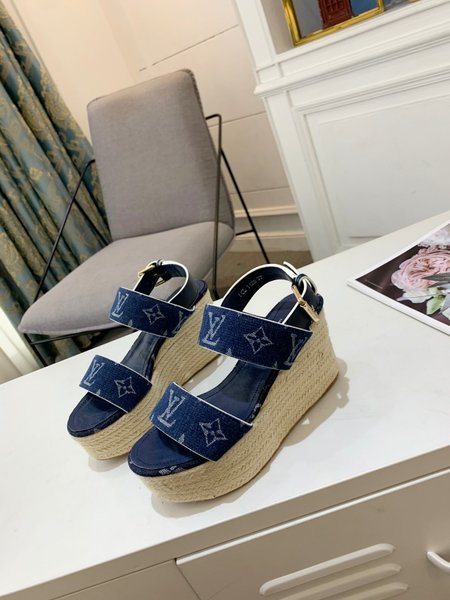 Louis Vuitton Platform sandals