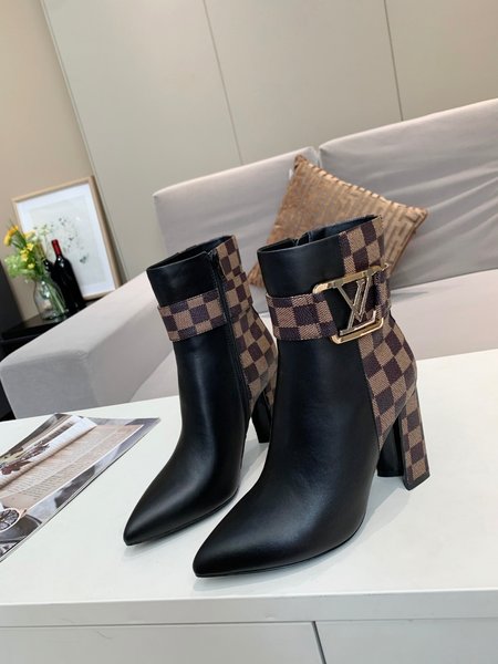 Louis Vuitton LV generous buckle women s boots