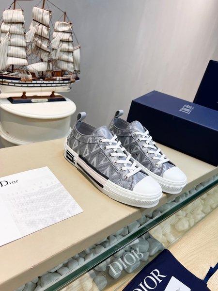 Dior B23 sneakers