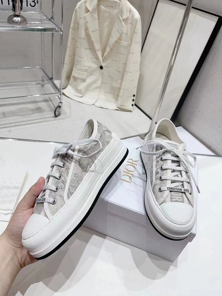 Dior Walk n series embroidered thick-soled canvas shoes casual sneakers