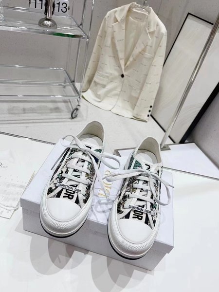 Dior Walk n series embroidered thick-soled canvas shoes casual sneakers