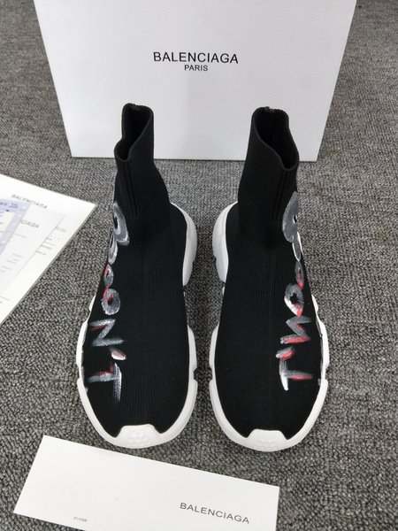 Balenciaga Hand-painted digital 523 shoes