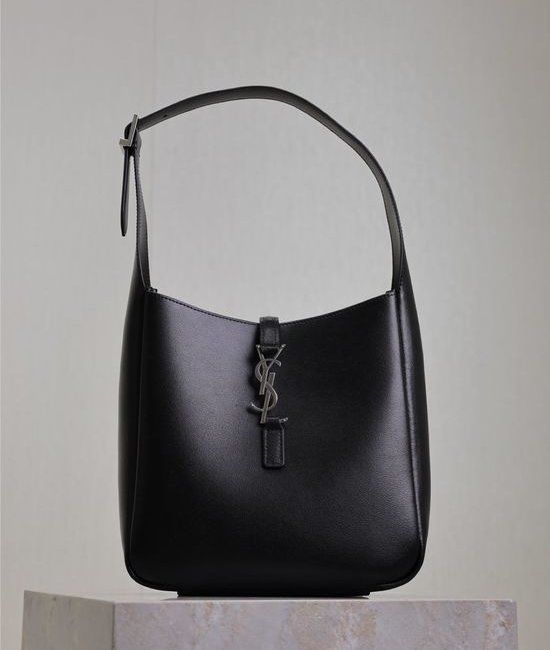 Yves Saint Laurent YSL LE 5A7 Smooth Leather Shoulder Bag 713938