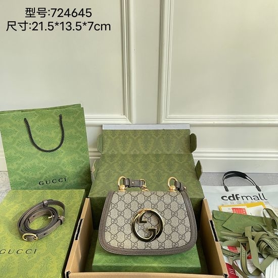 Gucci Blondie Interlocking G Shoulder Bag 724645