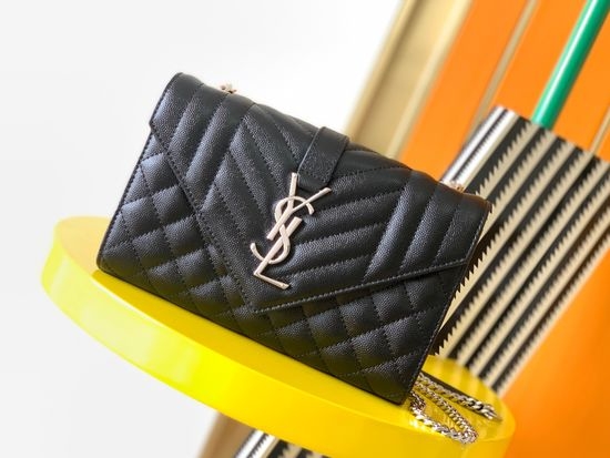 Yves Saint Laurent YSL Envelope Bag Grained Leather Quilted 526286