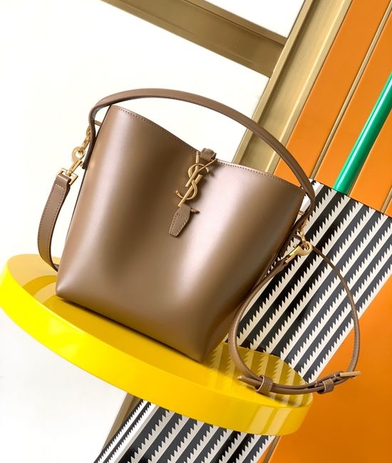 Yves Saint Laurent YSL LE 37 Small Shiny Leather Bucket Bag 13697
