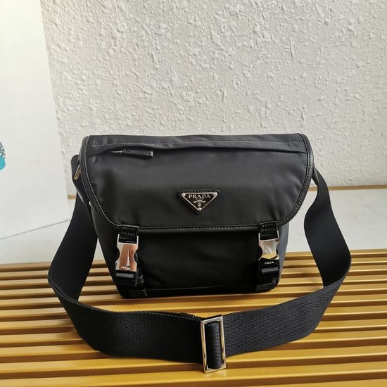 Prada Messenger Bag Leather Multi-pocket 2VD066