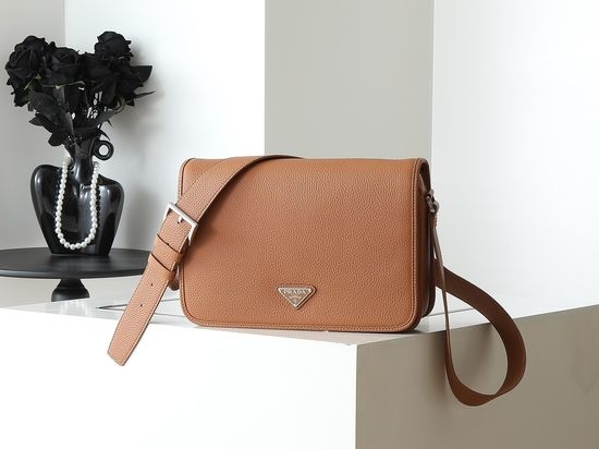 Prada Smooth Leather Versatile Messenger Bag 2VD075
