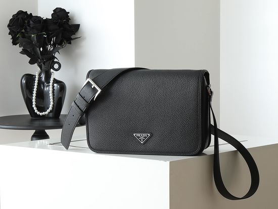 Prada Smooth Leather Versatile Messenger Bag 2VD075