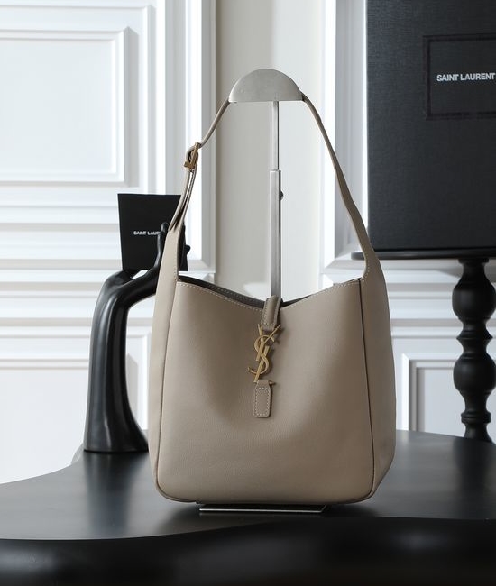 Yves Saint Laurent YSL LE 5A7 Smooth Leather Hobo Bag 713938