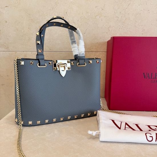 Valentino Rockstud Grainy Calfskin Crossbody Bag 8001