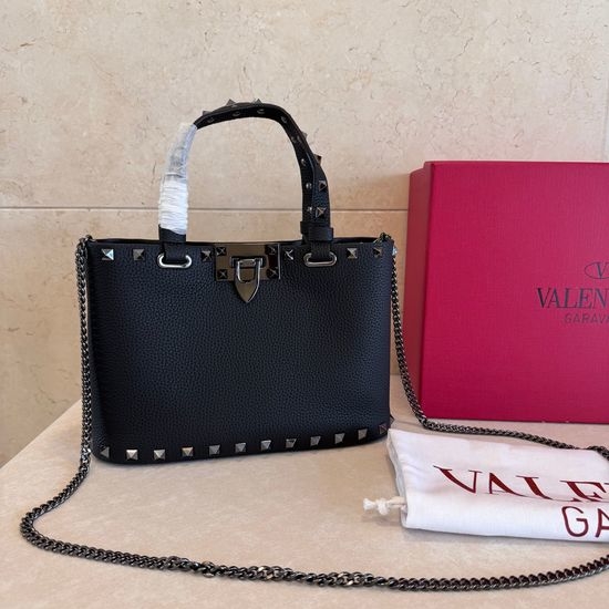 Valentino Garavani Rockstud Grainy Calfskin Crossbody Bag 8001