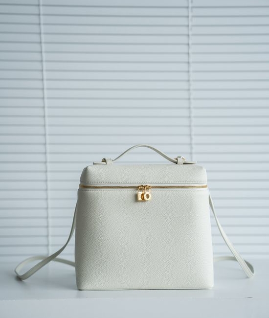 Loro Piana Extra Pocket Leather Backpack with Adjustable Straps L23.5
