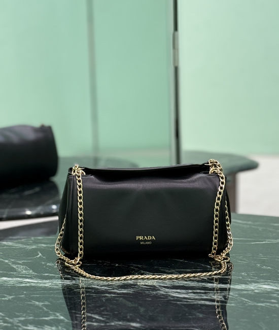 Prada Tumulte Leather Handbag 1BD395
