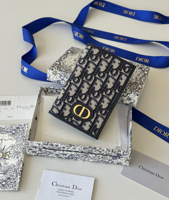 Christian Dior CD Oblique Passport Holder S2353