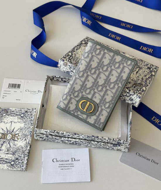 Christian Dior CD Oblique Passport Holder S2353