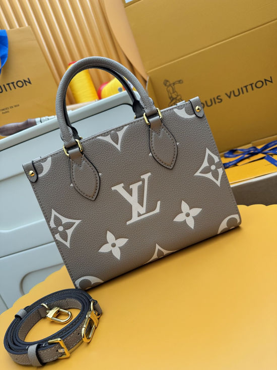 Louis Vuitton Onthego Small Tote Bag M45779