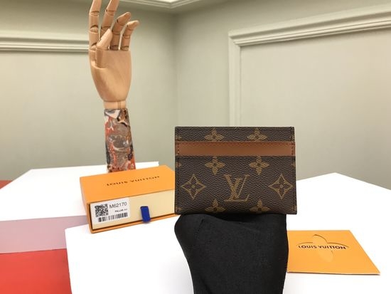 Louis Vuitton LV Monogram Card Holder M62170
