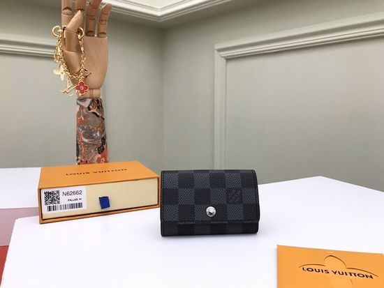 Louis Vuitton LV Monogram Canvas Key Holder N62662