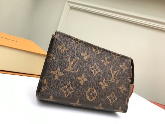 Louis Vuitton LV Monogram Toiletry Pouch M47546