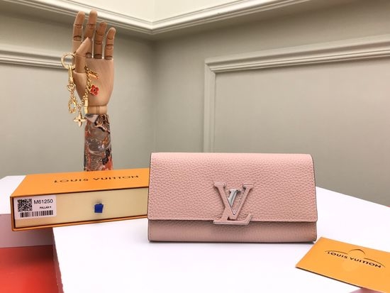 Louis Vuitton LV Capucines Taurillon Leather Wallet M61250