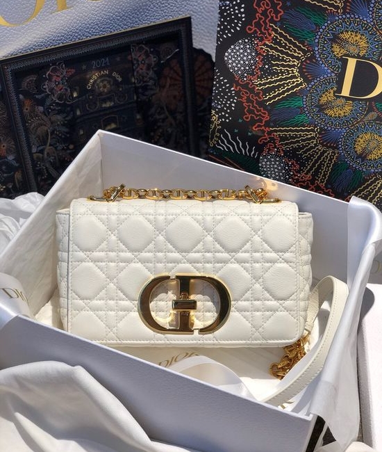 Christian Dior CD 30 Montaigne Handbag 3885