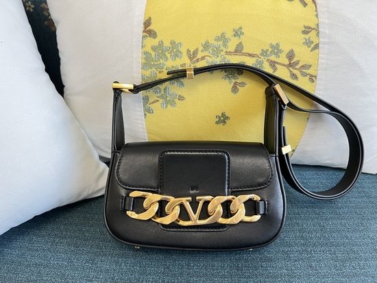 Valentino VLOGO CHAIN Small Calfskin Handbag 1081