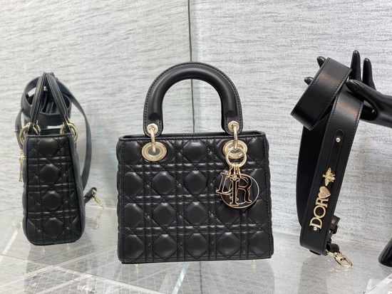 Christian Dior CD Lady Enamel Buckle Patent Leather Bag 6604
