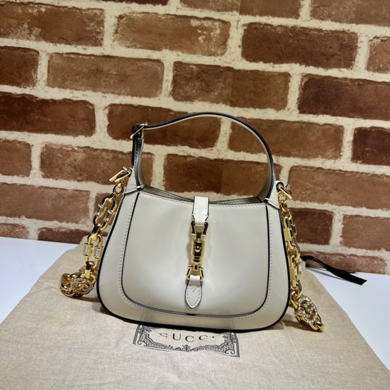 Gucci White Patent Leather Clutch Bag 699651