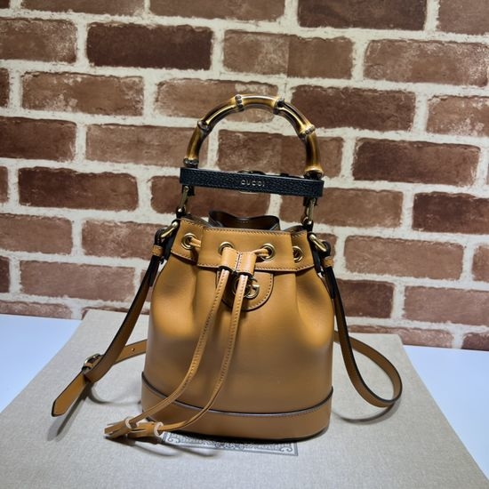 Gucci Light Brown Leather Hobo Bag 724667