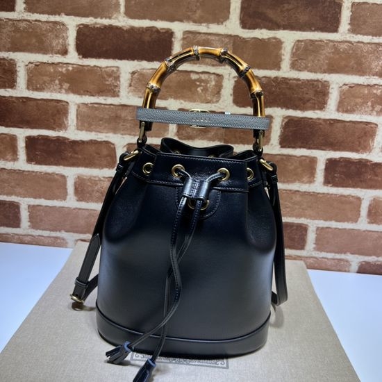 Gucci Leather Tote Bag 724652