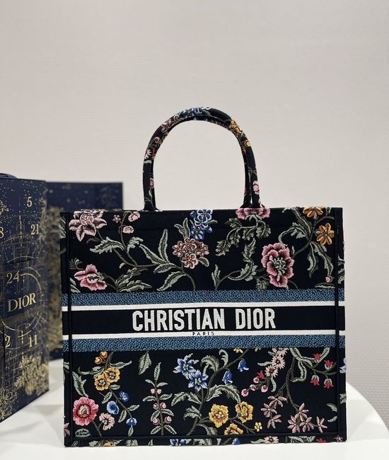 Christian Dior CD Tote Floral Embroidered Large Bag 8001