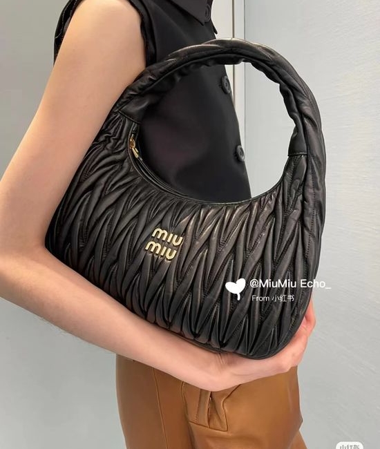Miu Miu 5BC108 Matelasse Textured Leather Hobo 15983
