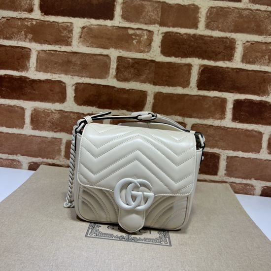 Gucci Leather Handbag Off-white Classic 739681