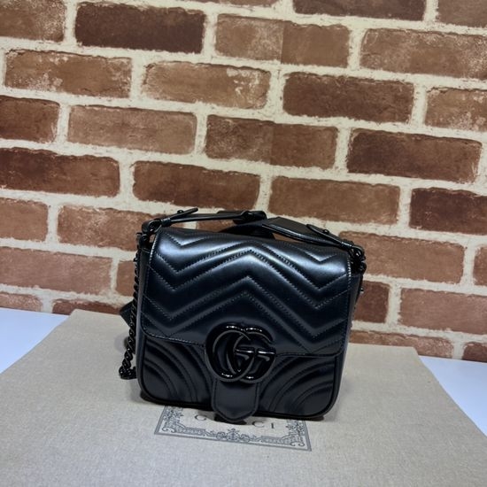 Gucci Leather Handbag Black Classic 739681