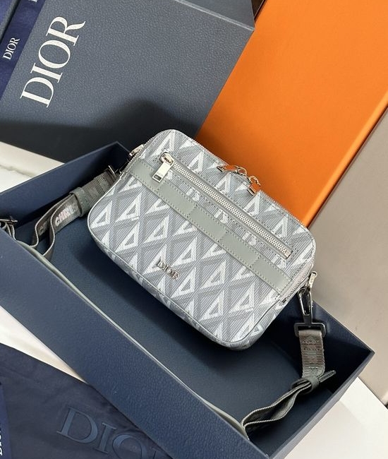 Christian Dior CD Safari CD Diamond Canvas Messenger Bag 93307
