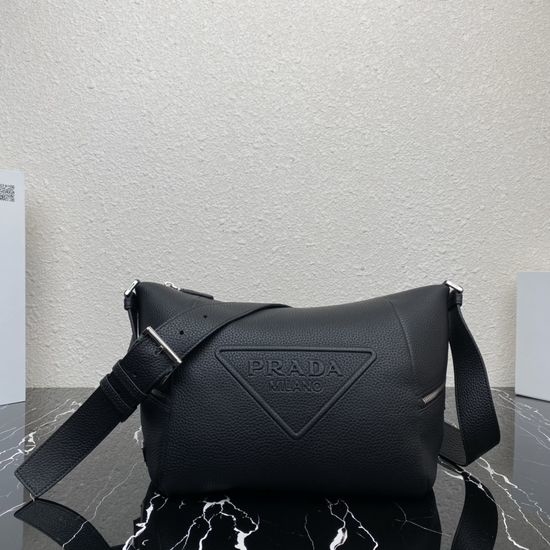 Prada Messenger Bag Grain Leather 2VH165