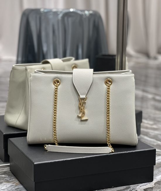 Yves Saint Laurent YSL Large Tote Bag with Iconic Logo Fish Roe Leather 668900