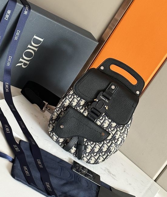 Christian Dior CD Dio Oblique Mini Saddle Bag 1ADBA086