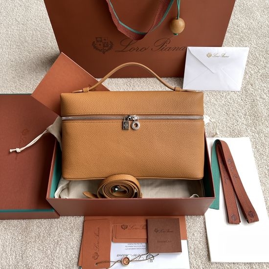 Loro Piana Extra Pocket Lunch Bag FAI 8511