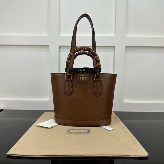 Gucci Diana Small Tote Bag 750396