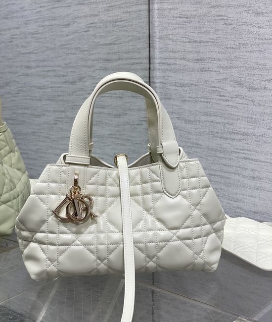 Christian Dior CD Toujours Quilted Calfskin Handbag 2822