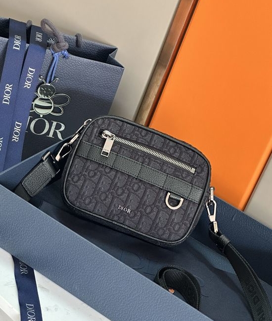 Christian Dior CD Safari Messenger Bag 93307