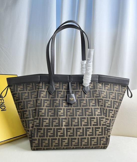 Fendi Origami Convertible Leather Handbag 5536