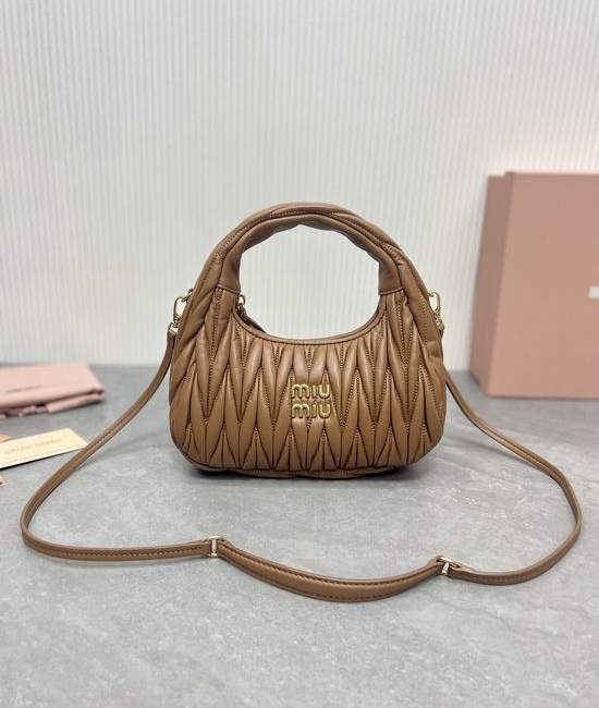 Miu Miu MiuWander Matelasse Textured Handbag 5BC125