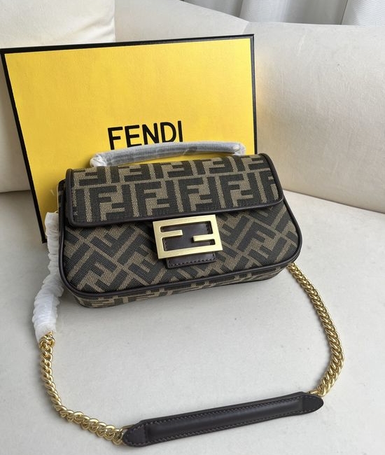 Fendi FF Iconic Baguette Chain Bag 232