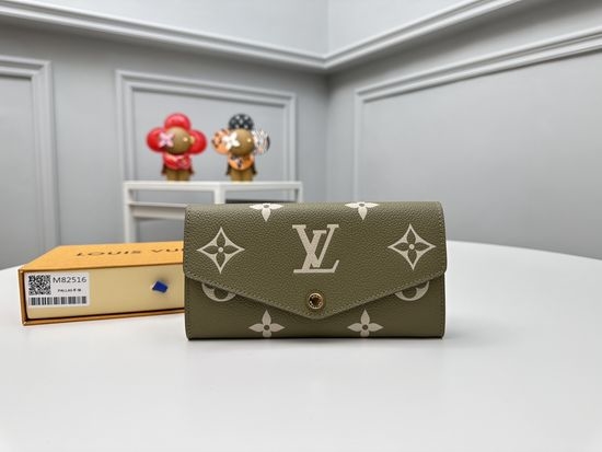 Louis Vuitton LV Sarah Wallet Monogram Empreinte M82516