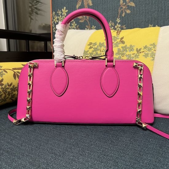 Valentino GARAVANI ROCKSTUD Calfskin Handbag 12484