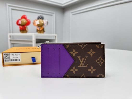 Louis Vuitton LV Monogram Coin Card Holder M82914