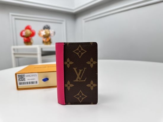 Louis Vuitton LV Pocket Wallet M82955